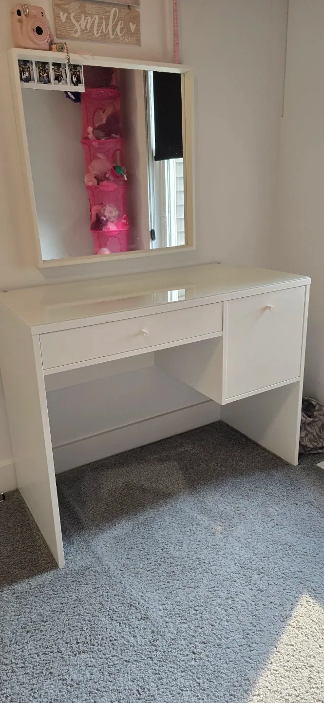 White Vanity Desk
