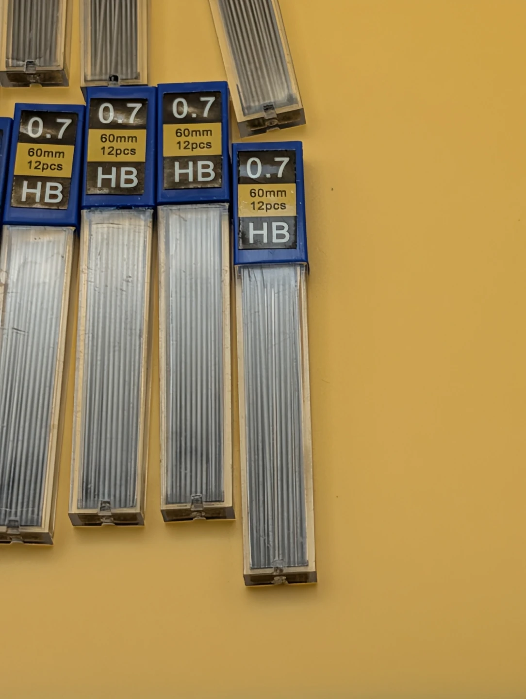 0.7mm HB Mechanical Pencil Lead Refills - photo 2