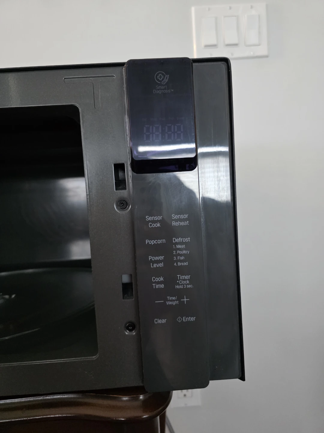 LG NeoChef Microwave 1.5 cu ft - photo 4
