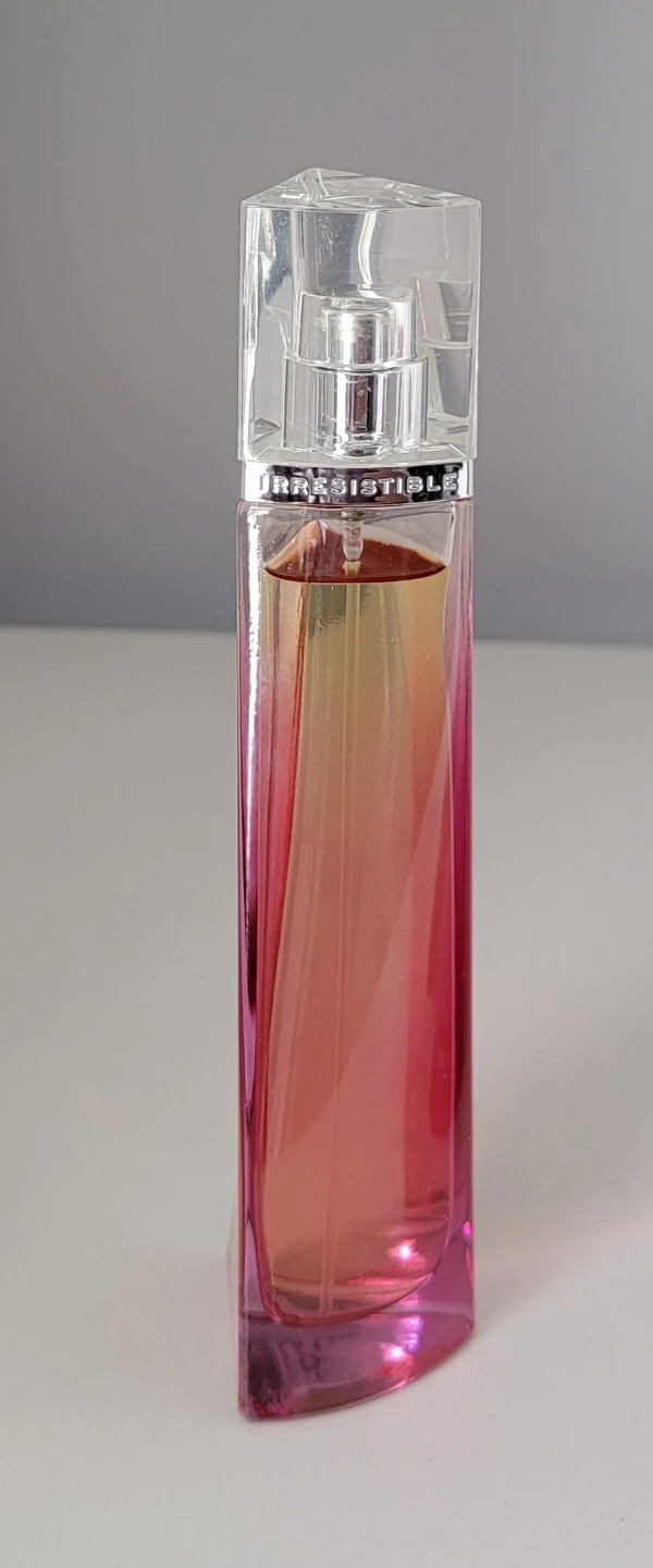 Givenchy Very Irresistible Eau de Toilette For Women