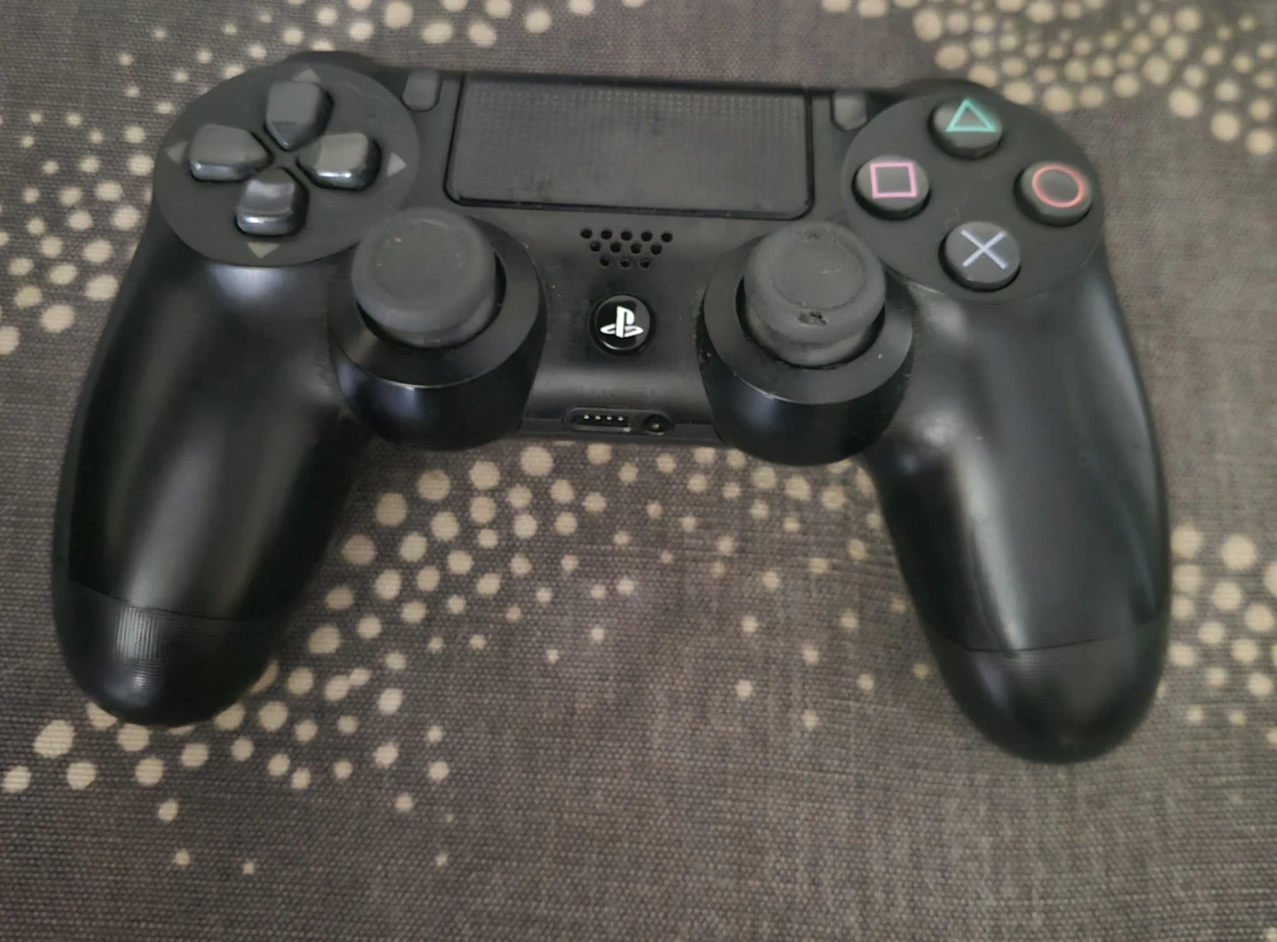 Sony PlayStation 4 DualShock 4 Wireless Controller - photo 2