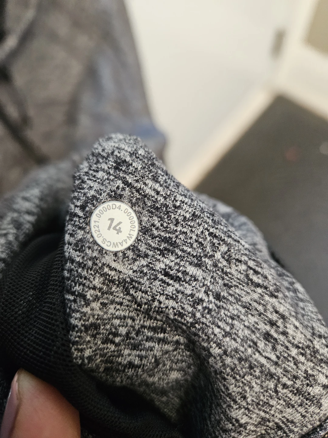 Grey Lululemon sweater size 14 - photo 5