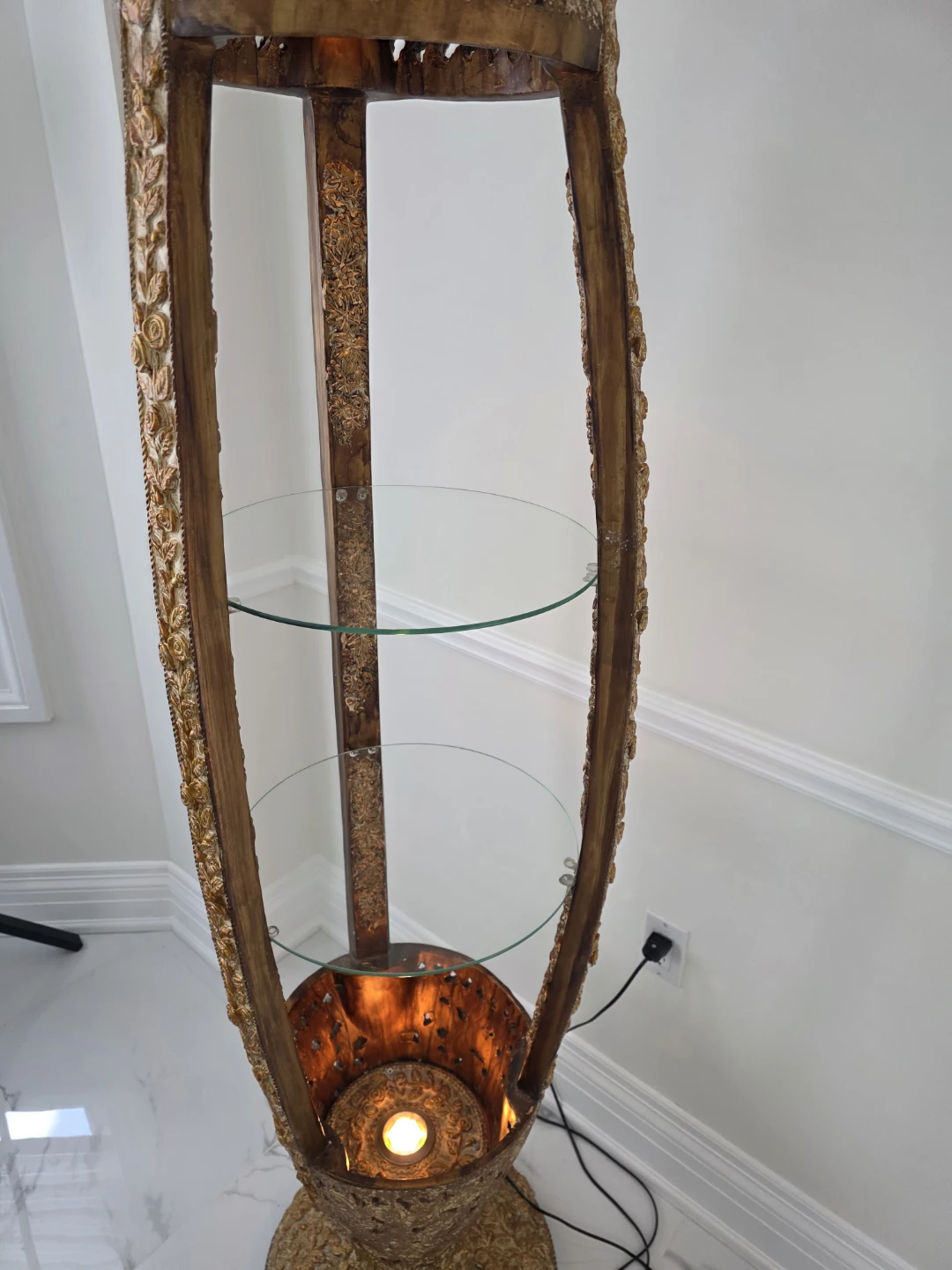 Decorative Floor Lamp with Glass Shelves - photo 2