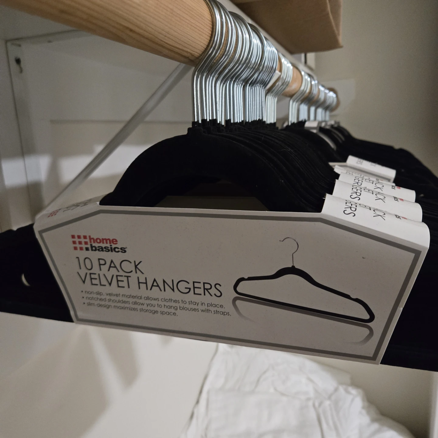 50 BRAND NEW Velvet Hangers - Black - photo 4