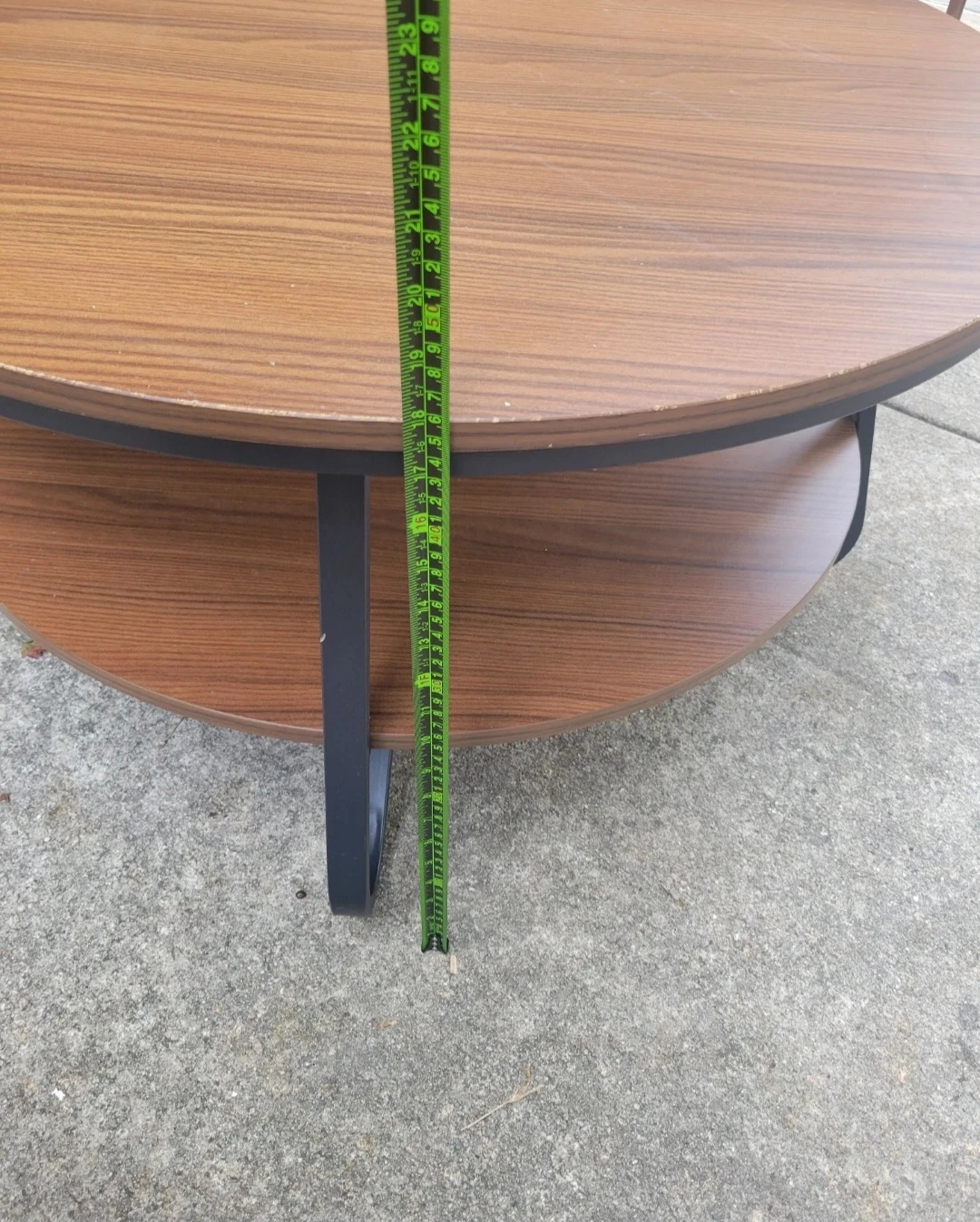 Round Coffee Table with Two Tiers - photo 4