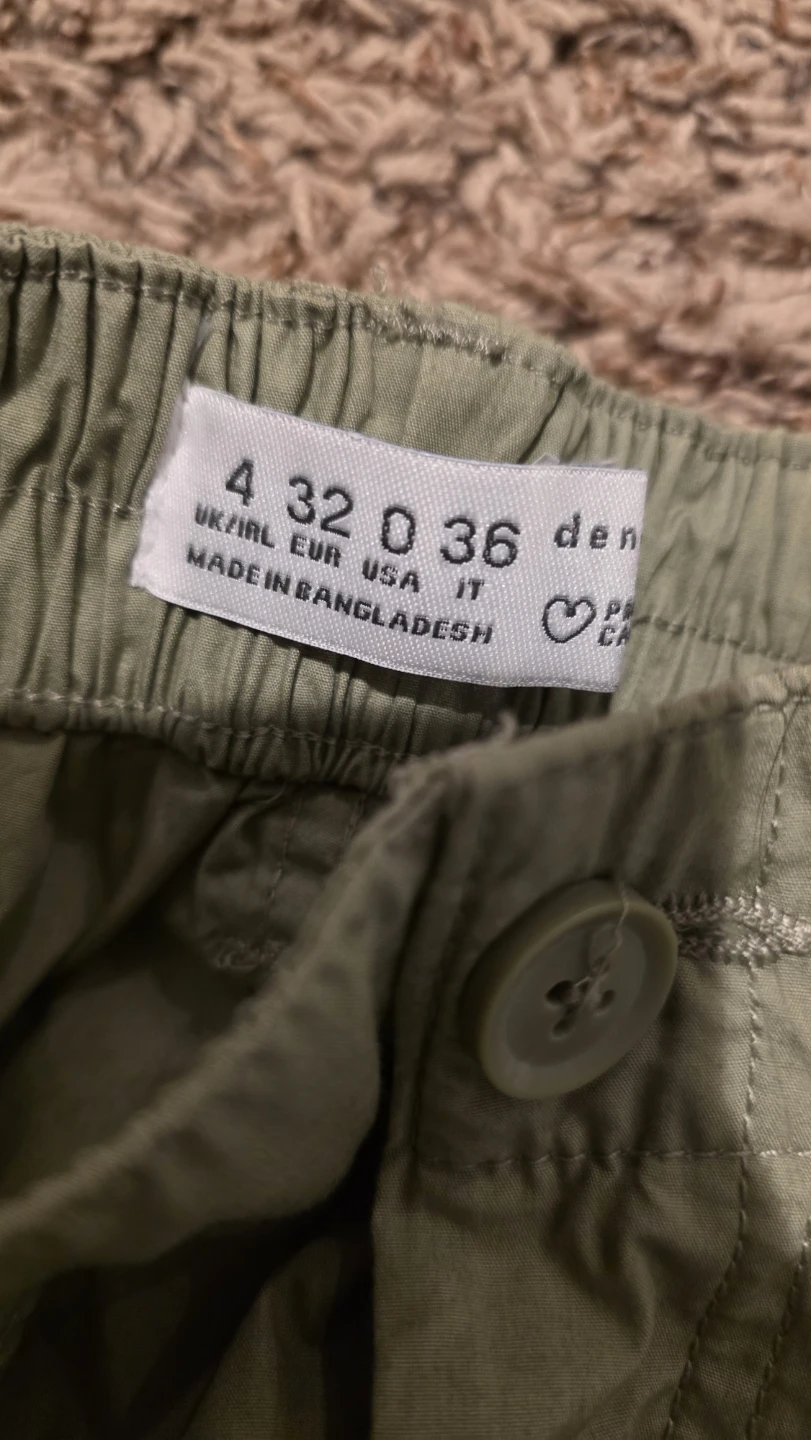 Women's cargo pant size 0 - photo 2