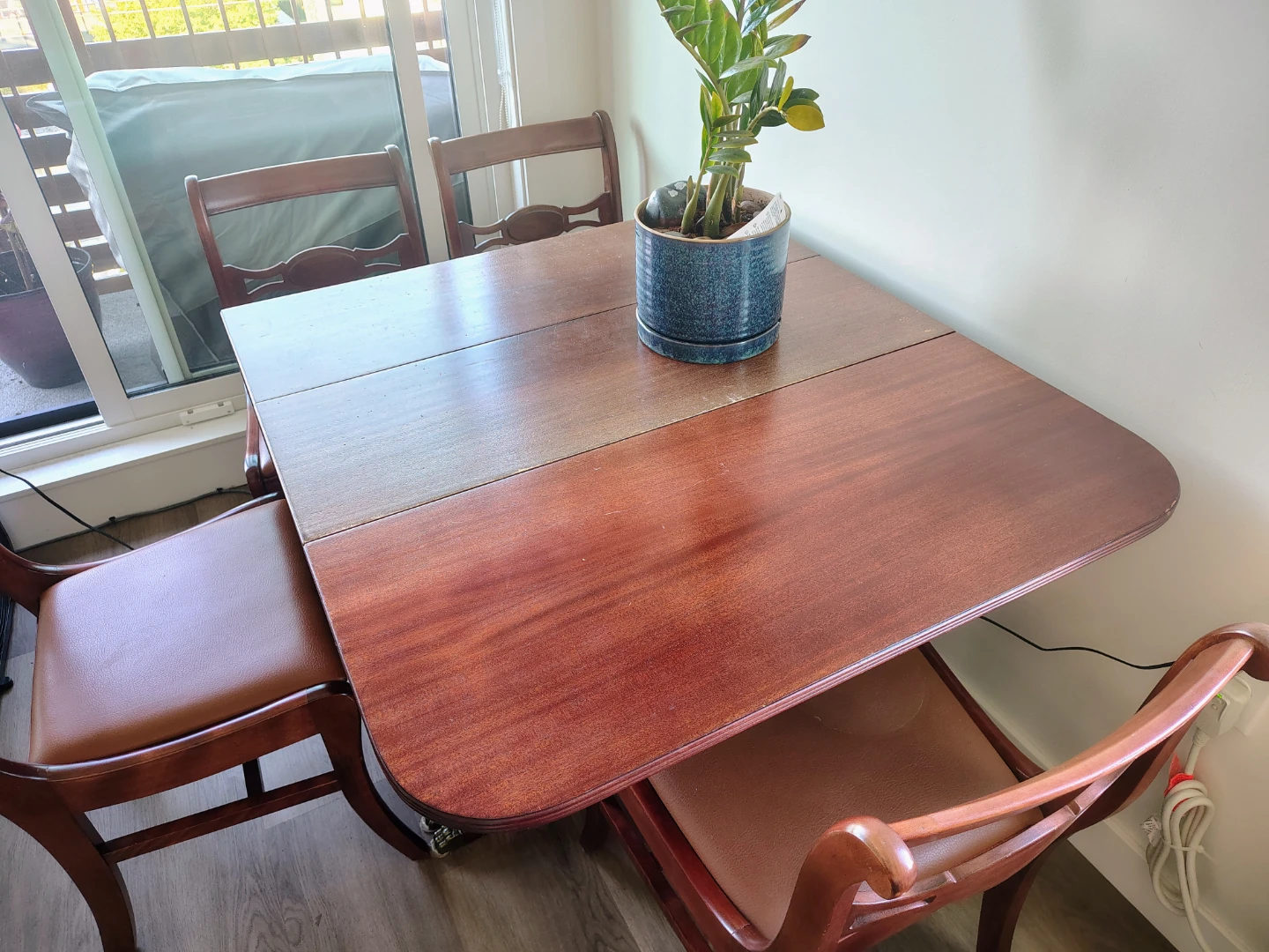 Wooden dining chair with faux leather seats - photo 2
