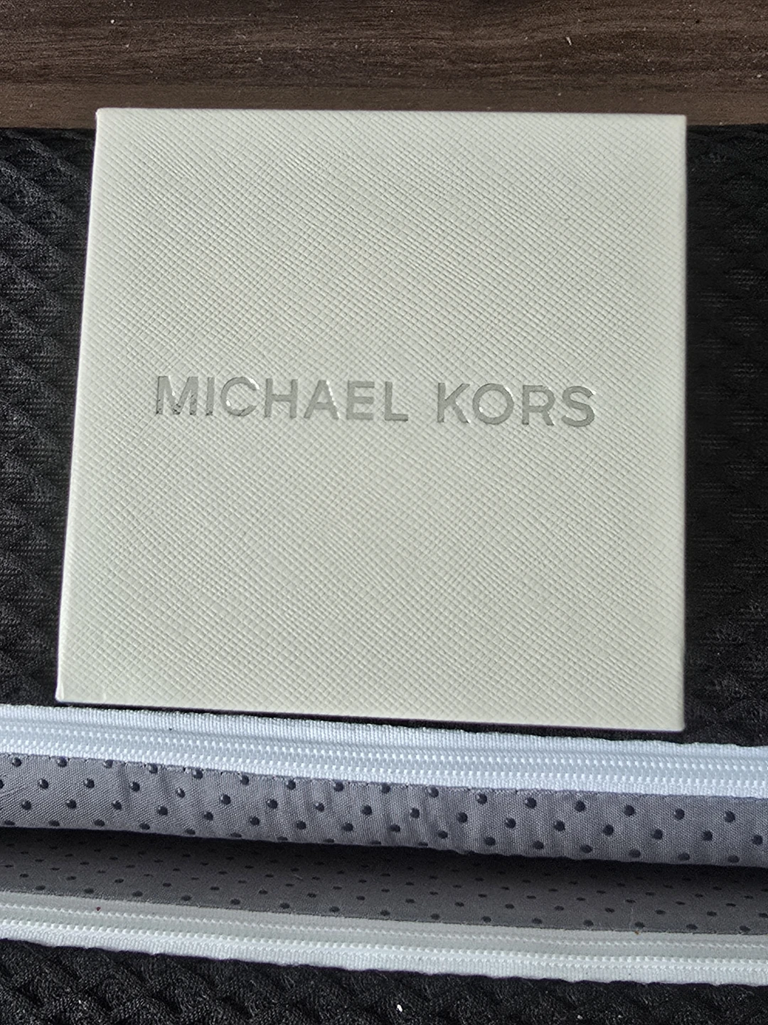 Michael Kors Watch with Black Leather Strap - photo 2