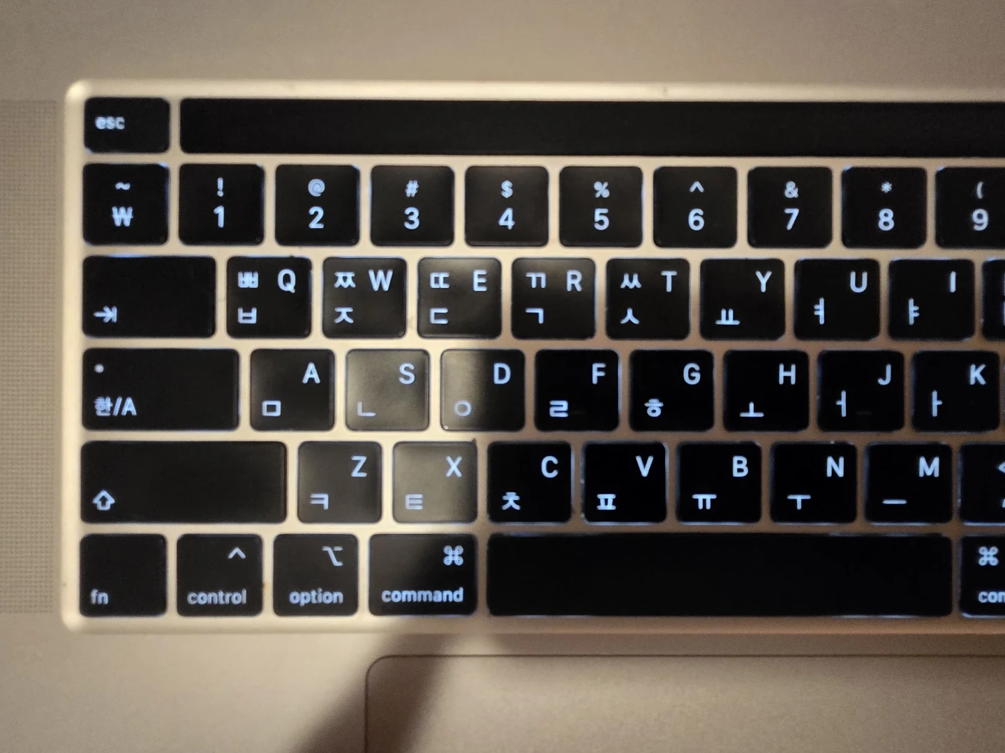 2019 MacBook Pro 16" | i7, 16GB RAM, 500GB SSD - photo 4