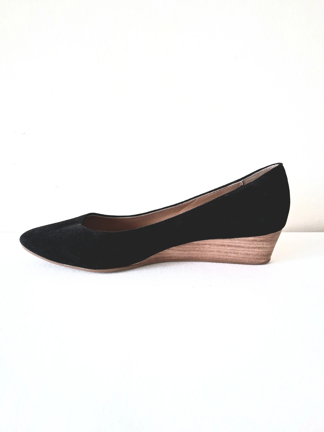 Genuine Leather Suede Wedges 🥿 Women Sz 8M - photo 4