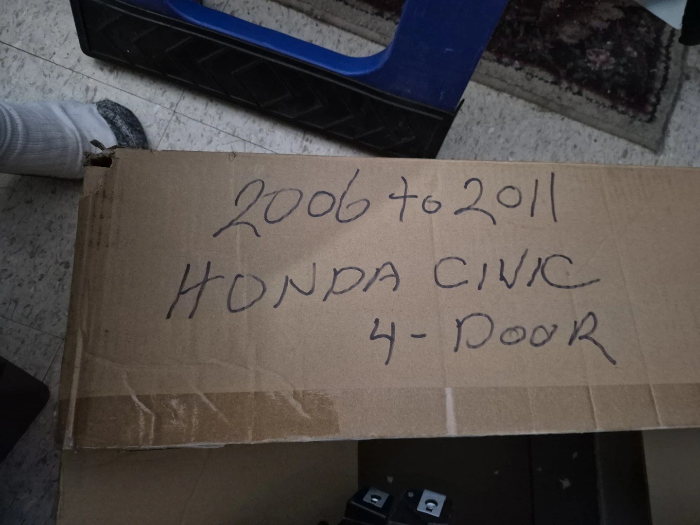 Honda Civic 4-Door Headlight (2006-2011) - photo 2
