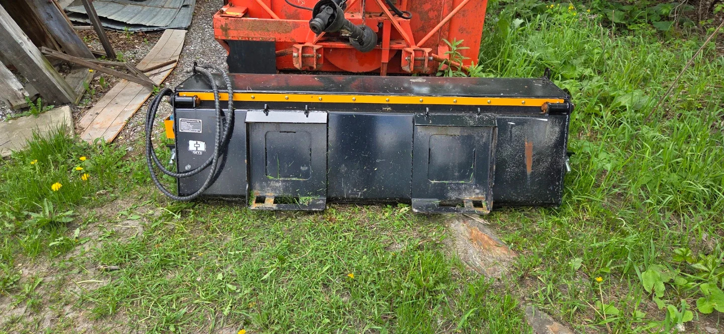 Balais - photo 3