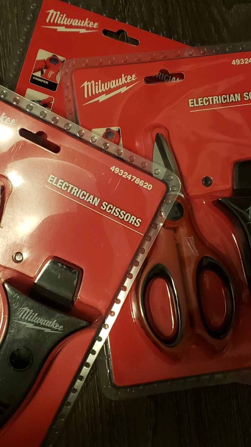 Milwaukee Electrician Scissors with Crimper - photo 2