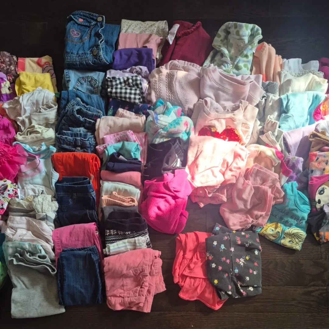 Huge 123pc Toddler Girls Clothes Bundle - photo 2