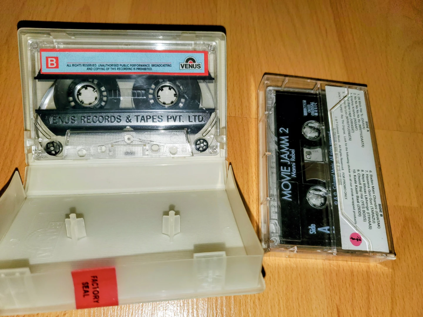 ($20 each, or $30 for both) 1990s Original Cassette Tapes - photo 3