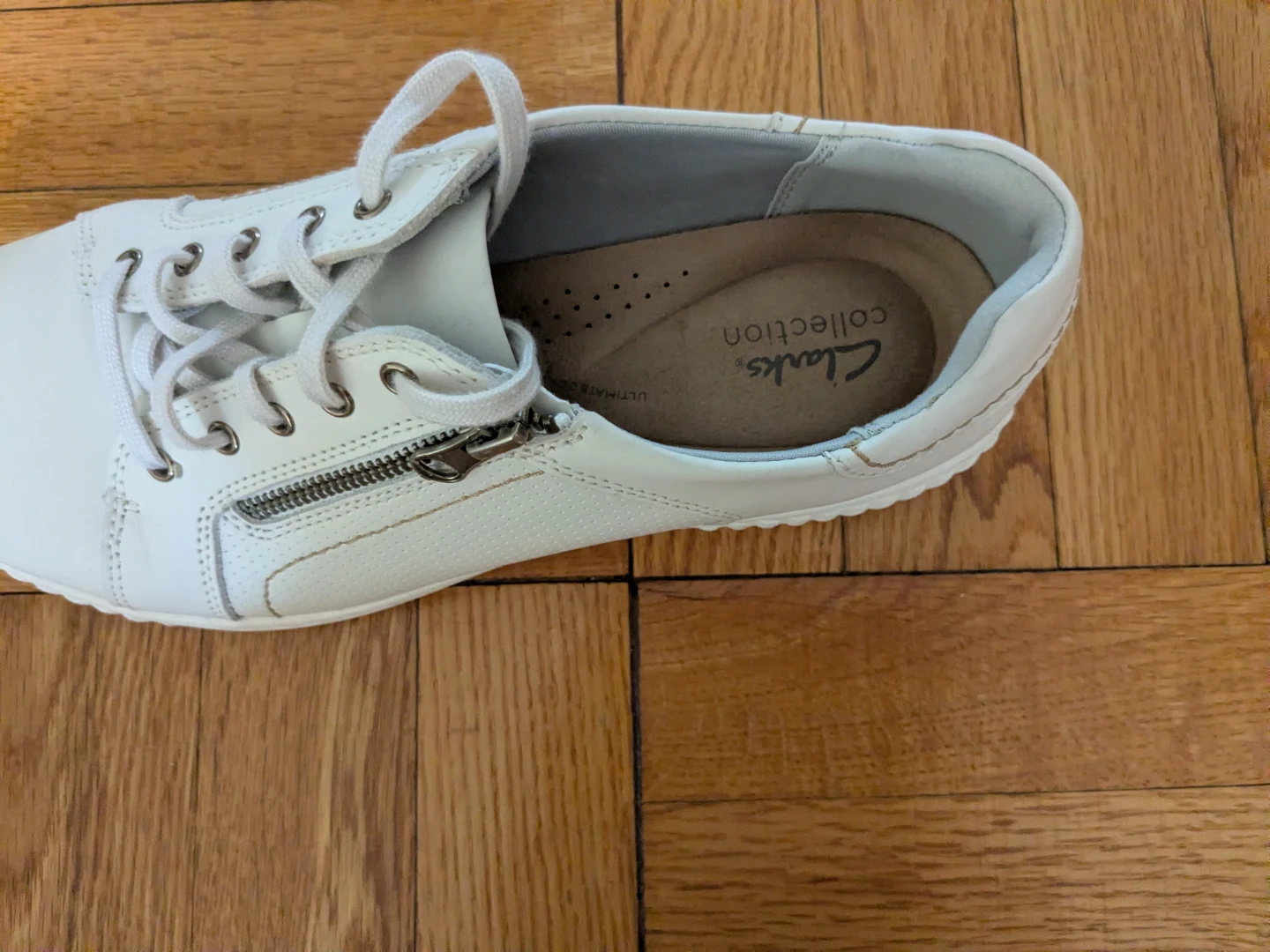 Clarks White Leather Zip Sneakers size 10 wide - photo 3