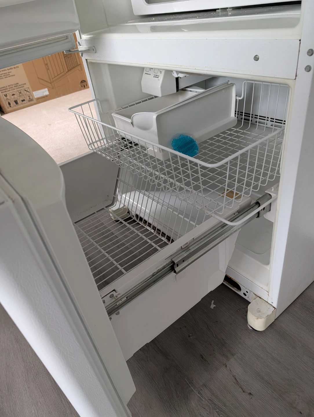 NOT working Refrigerator AMANA American - photo 2