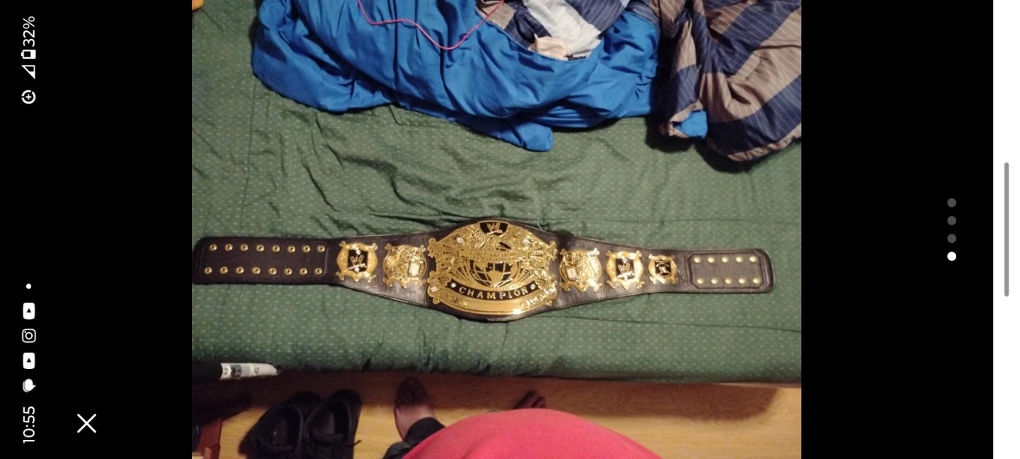 Selling A W.W.E Undisputed Wrestling Championship Belt