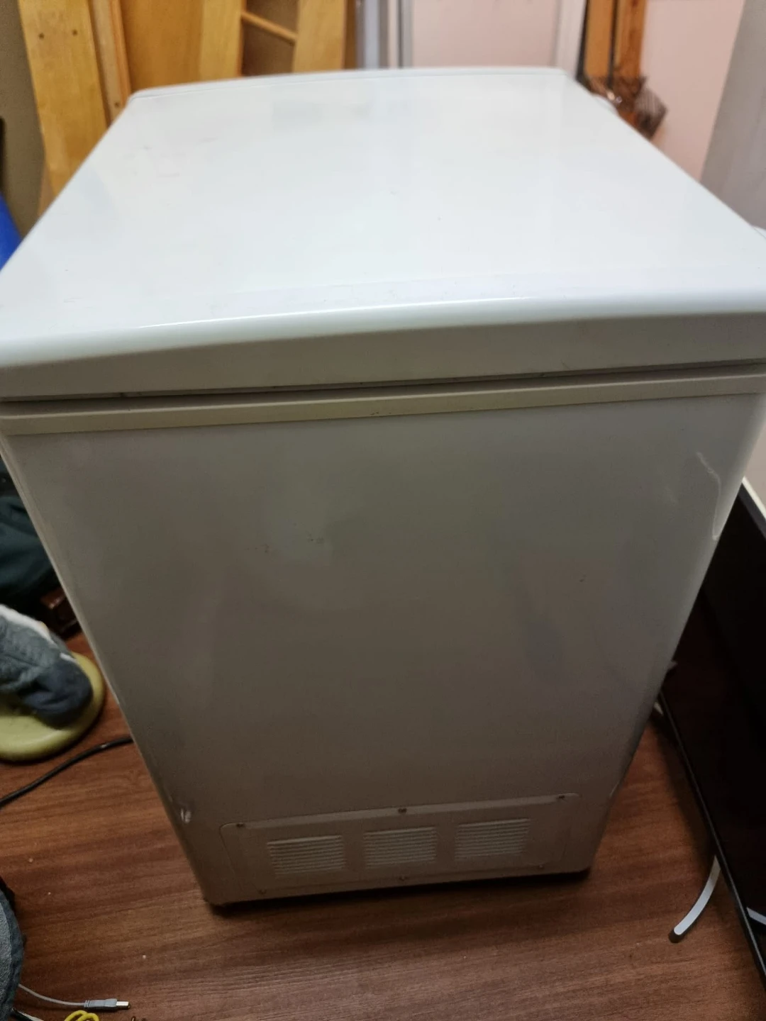 Danby Chest Freezer 3.5cu - photo 4