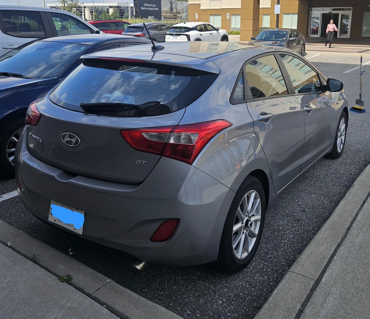 Hyundai Elantra GT 5-Door Hatchback - photo 4
