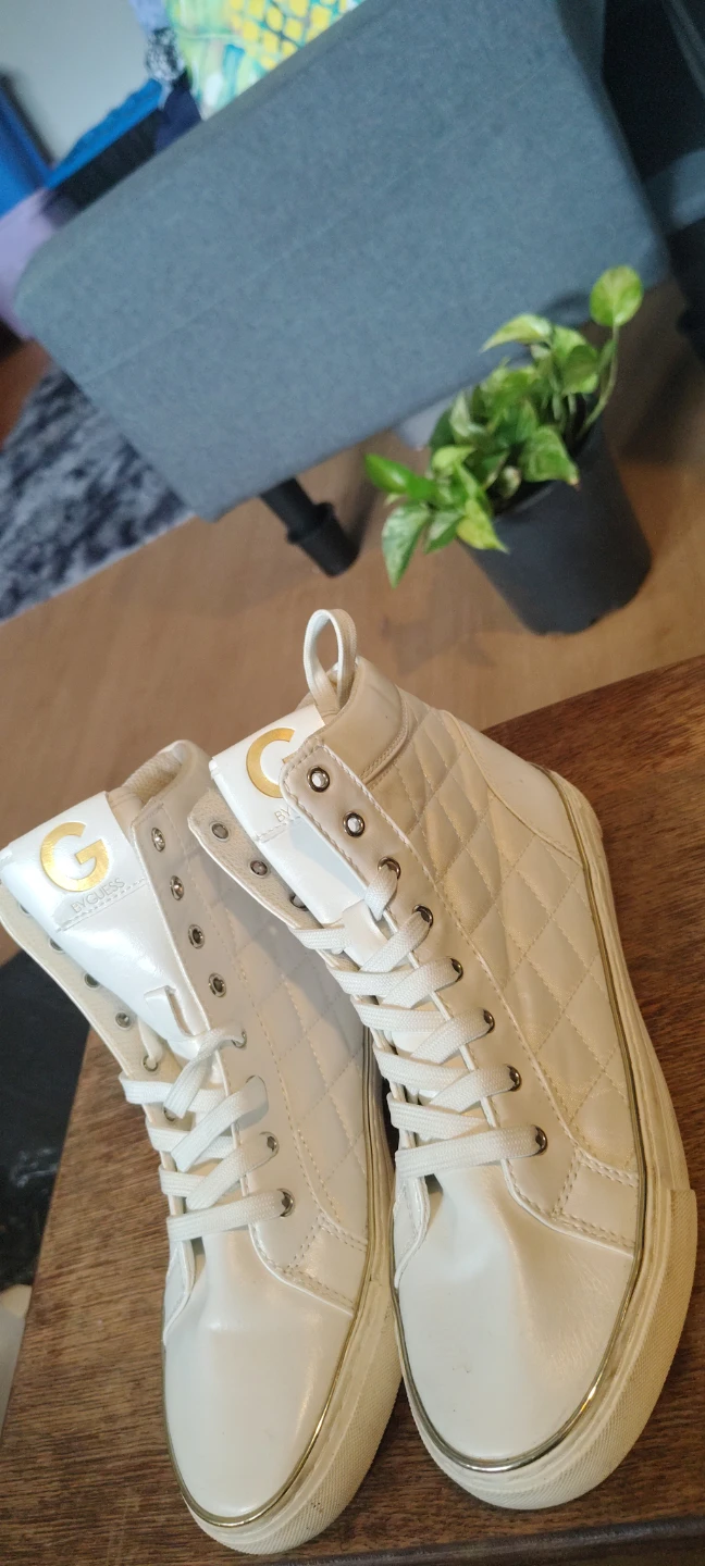 G by Guess White Quilted High-Top Sneakers - photo 2