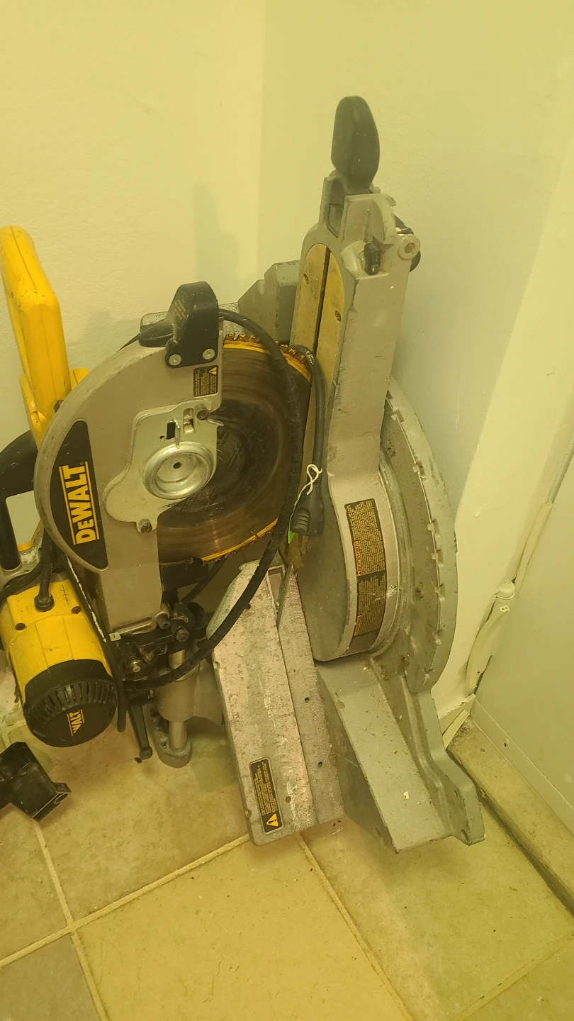 DeWalt Miter Saw - photo 2