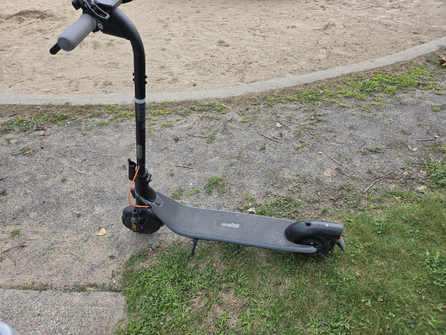 Segway Ninebot E2 plus II - photo 2