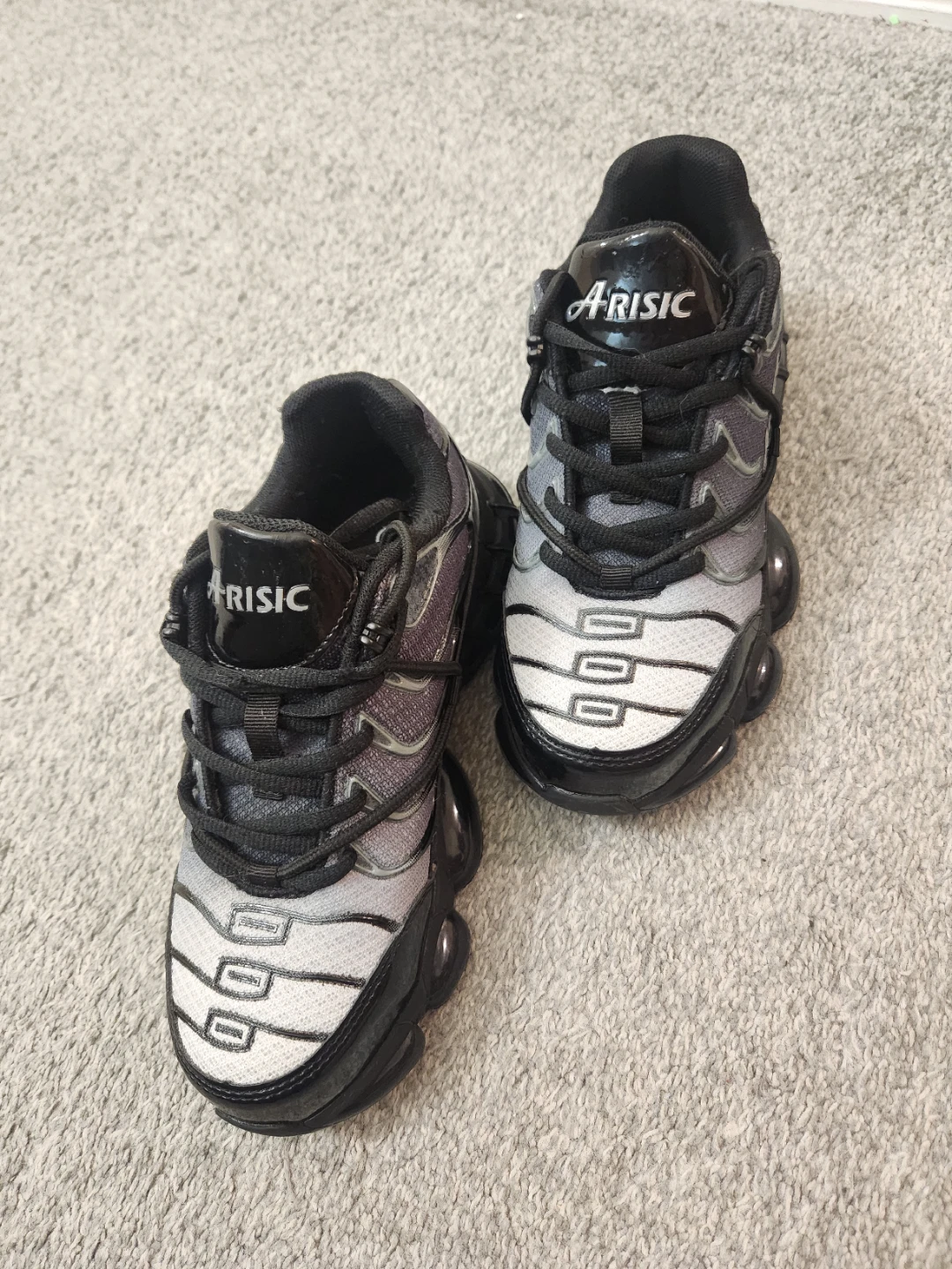 NEW! ARISIC Black & Grey Safety Sneakers, Size 37 - photo 2