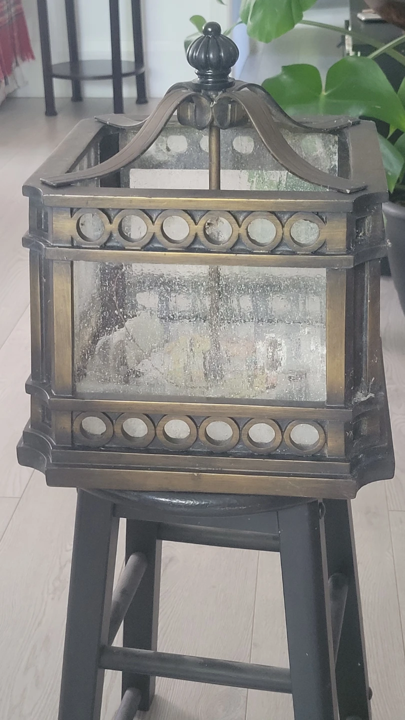 Light fixture