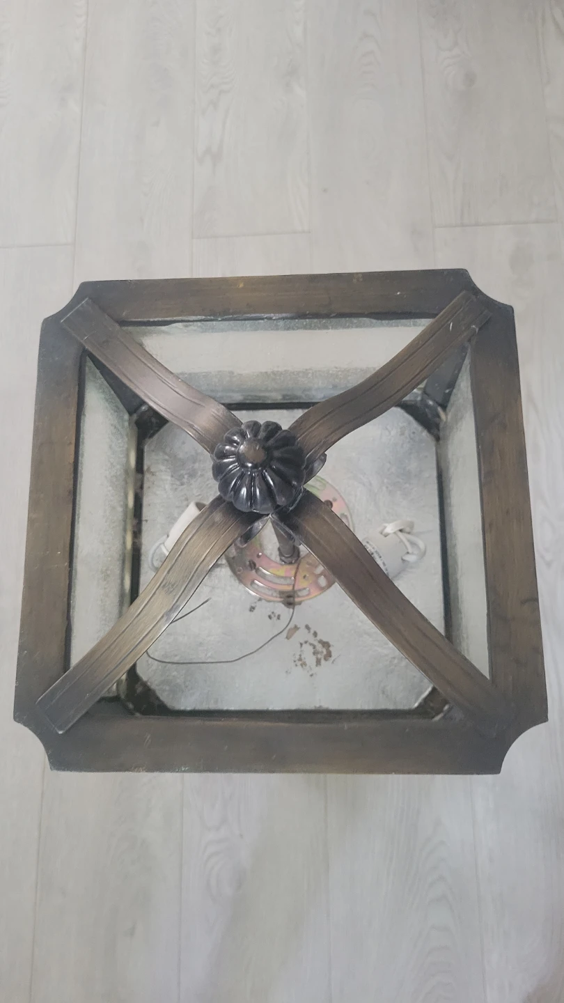Light fixture - photo 2