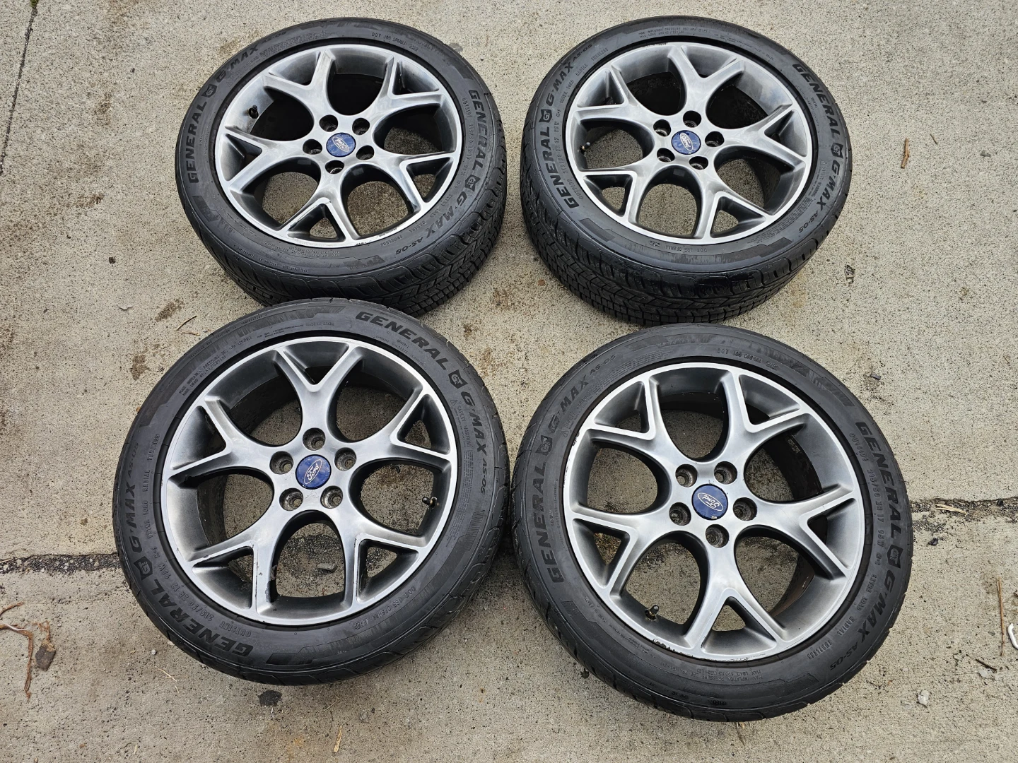 FORD FOCUS O.E.M RIMS AND ALL SEASON TIRES 215/50 R17