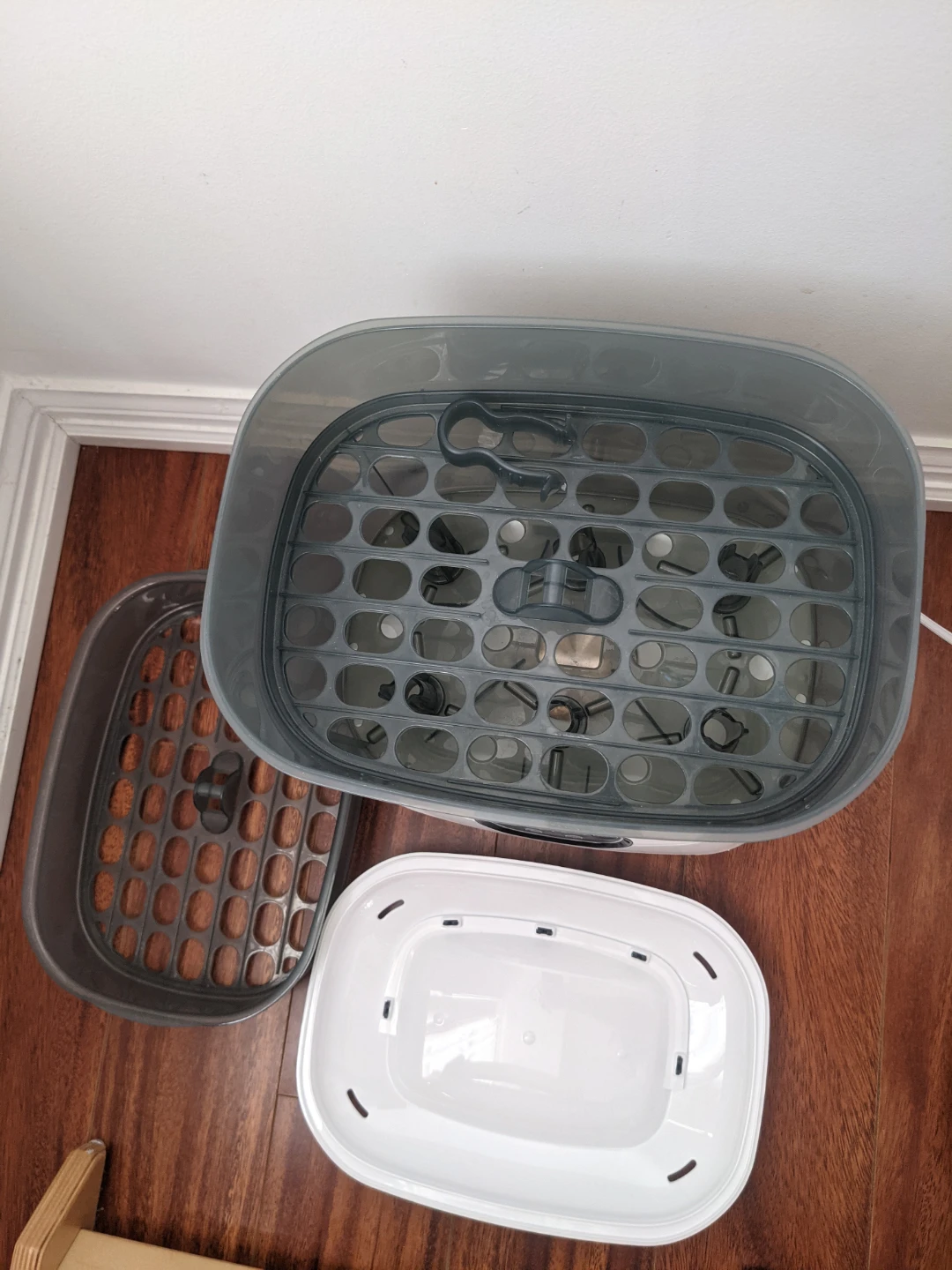 Baby Brezza Sterilizer and Dryer for baby bottles - photo 4