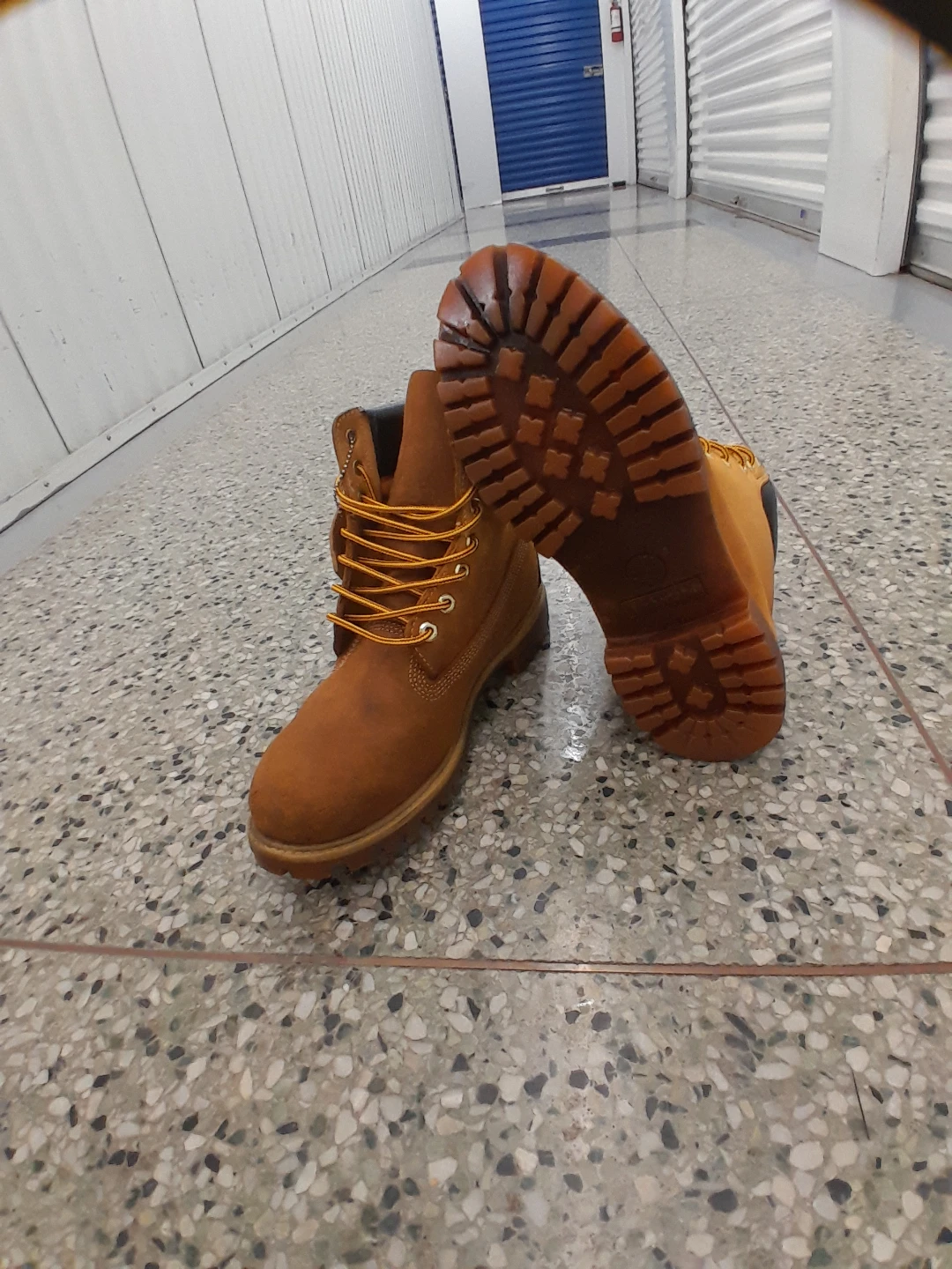 Timberland Classic  All Season Boots Men's Size 10.5 - photo 2