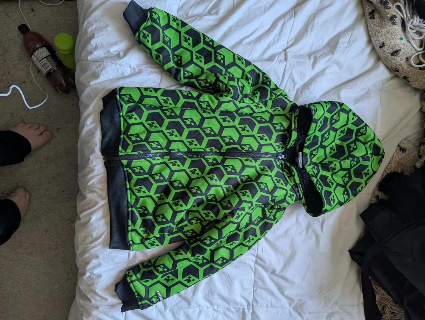 Bulk Boys 7/8 clothing - photo 5