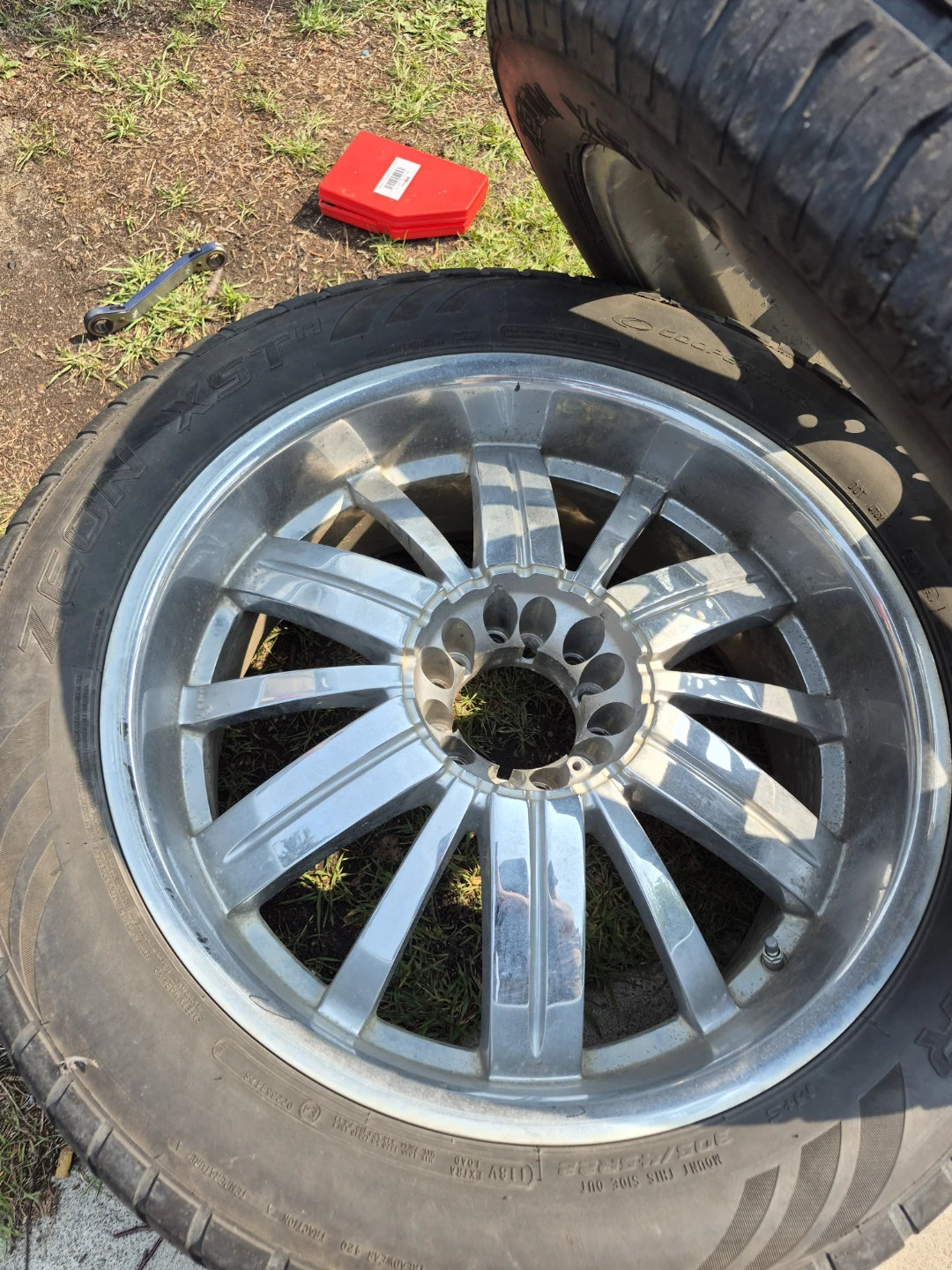 22" rims and tiers
