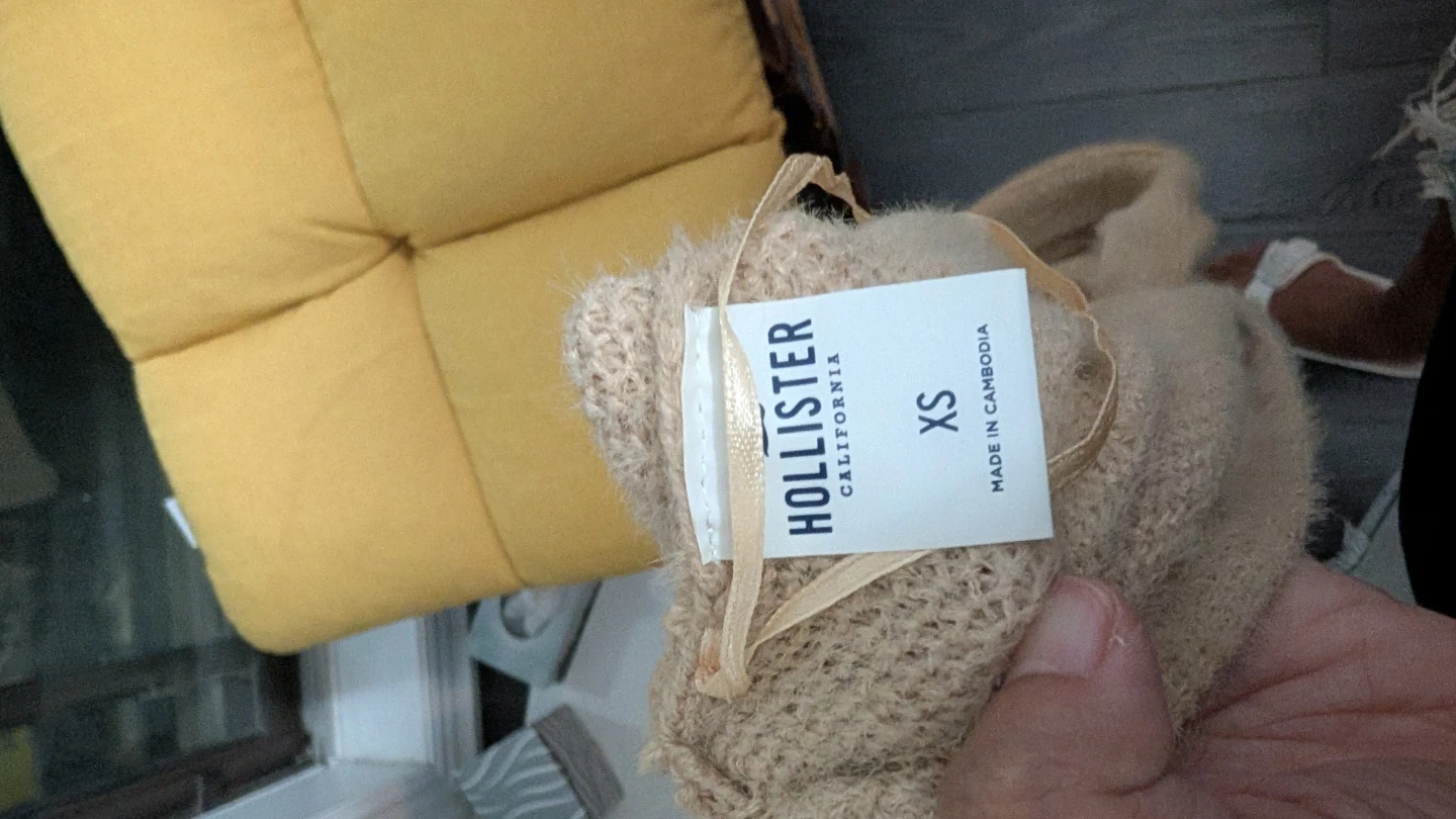 Hollister Fuzzy Twist Front Sweater - photo 3