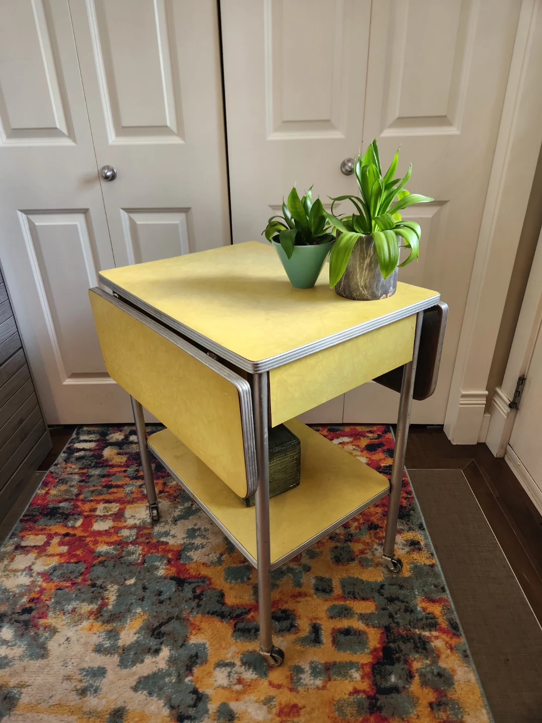 Delightful MCM Yellow Folding Dining  Table with Wheels! - photo 2