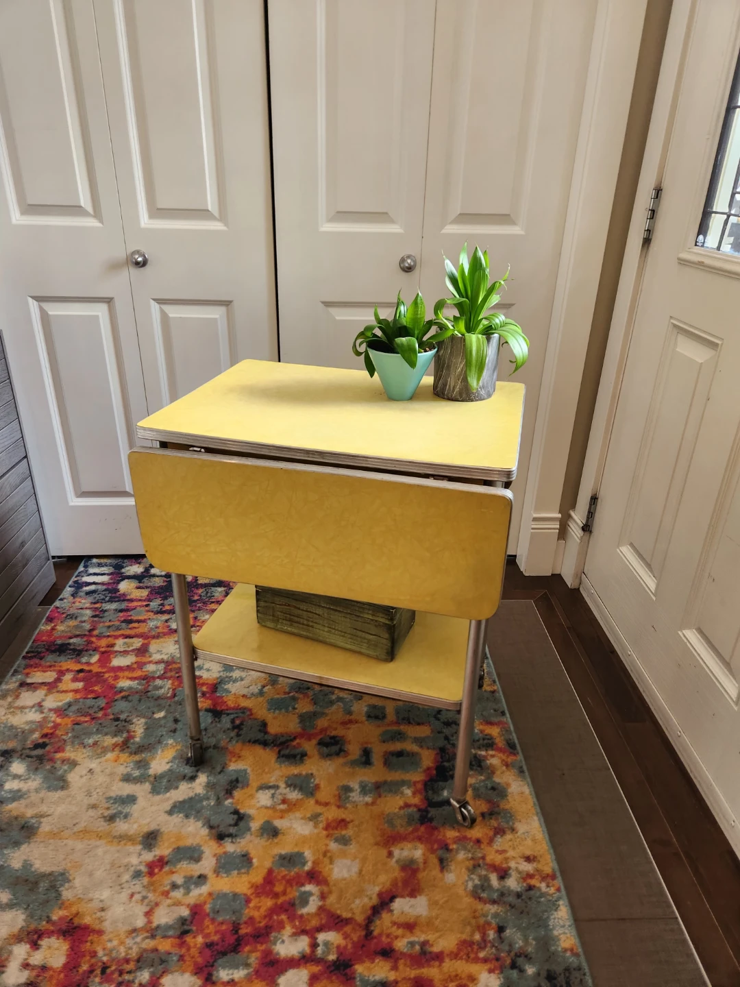 Delightful MCM Yellow Folding Dining  Table with Wheels! - photo 3