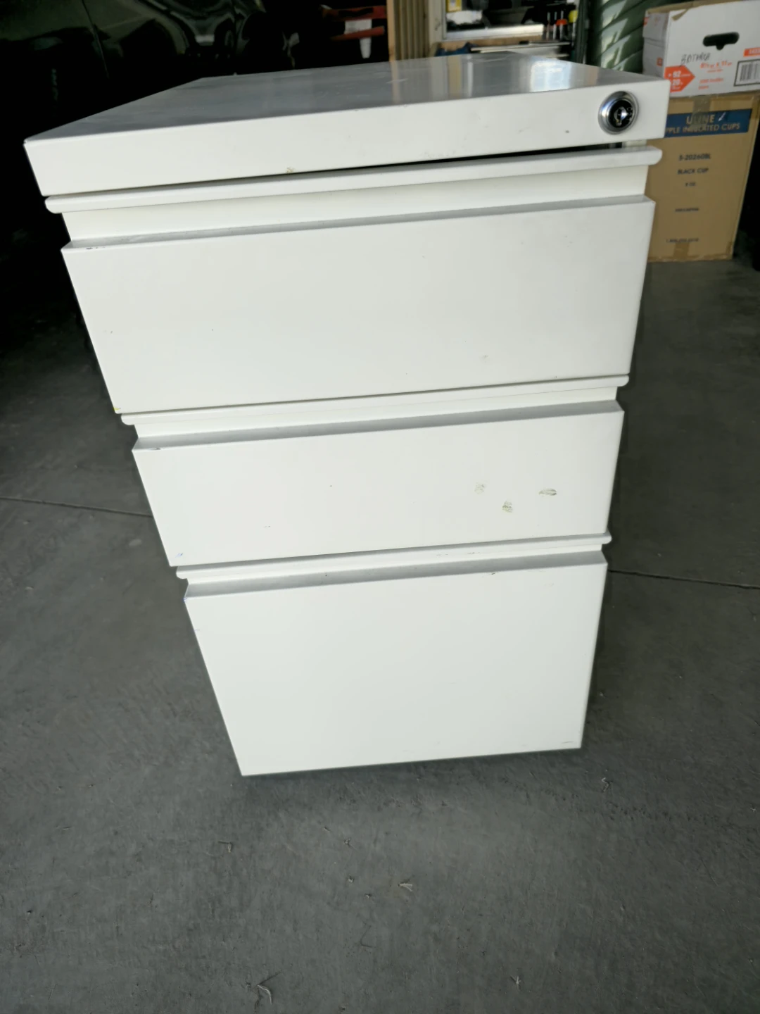 White 3-Drawer Filing Cabinet