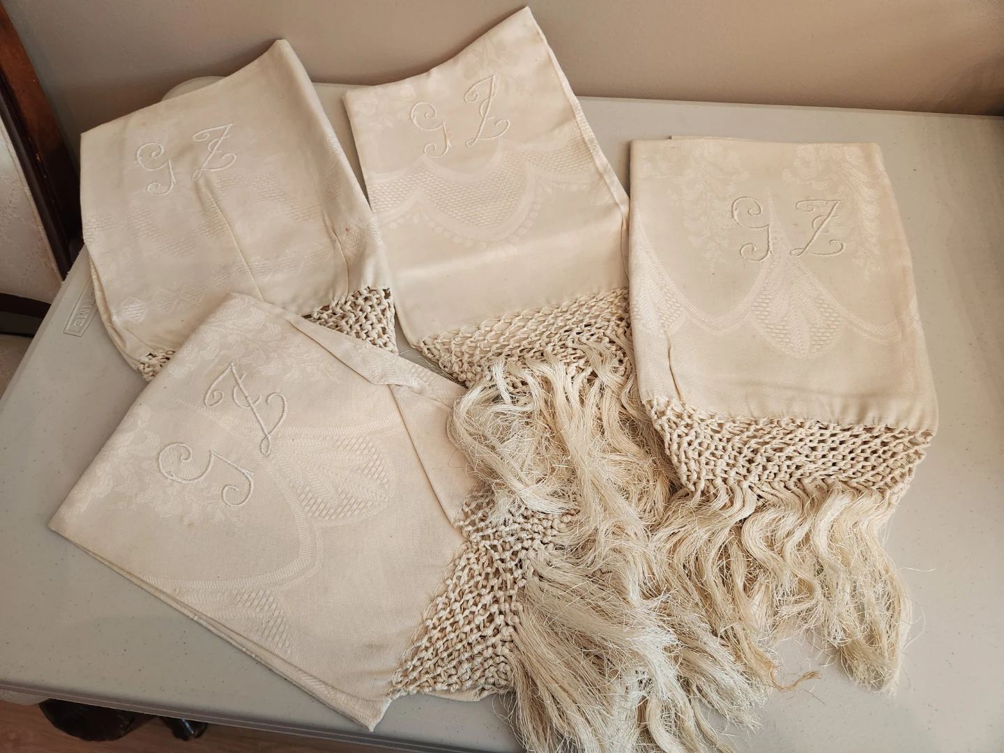 Set of 4 Vintage Embroidered Towels with Fringe