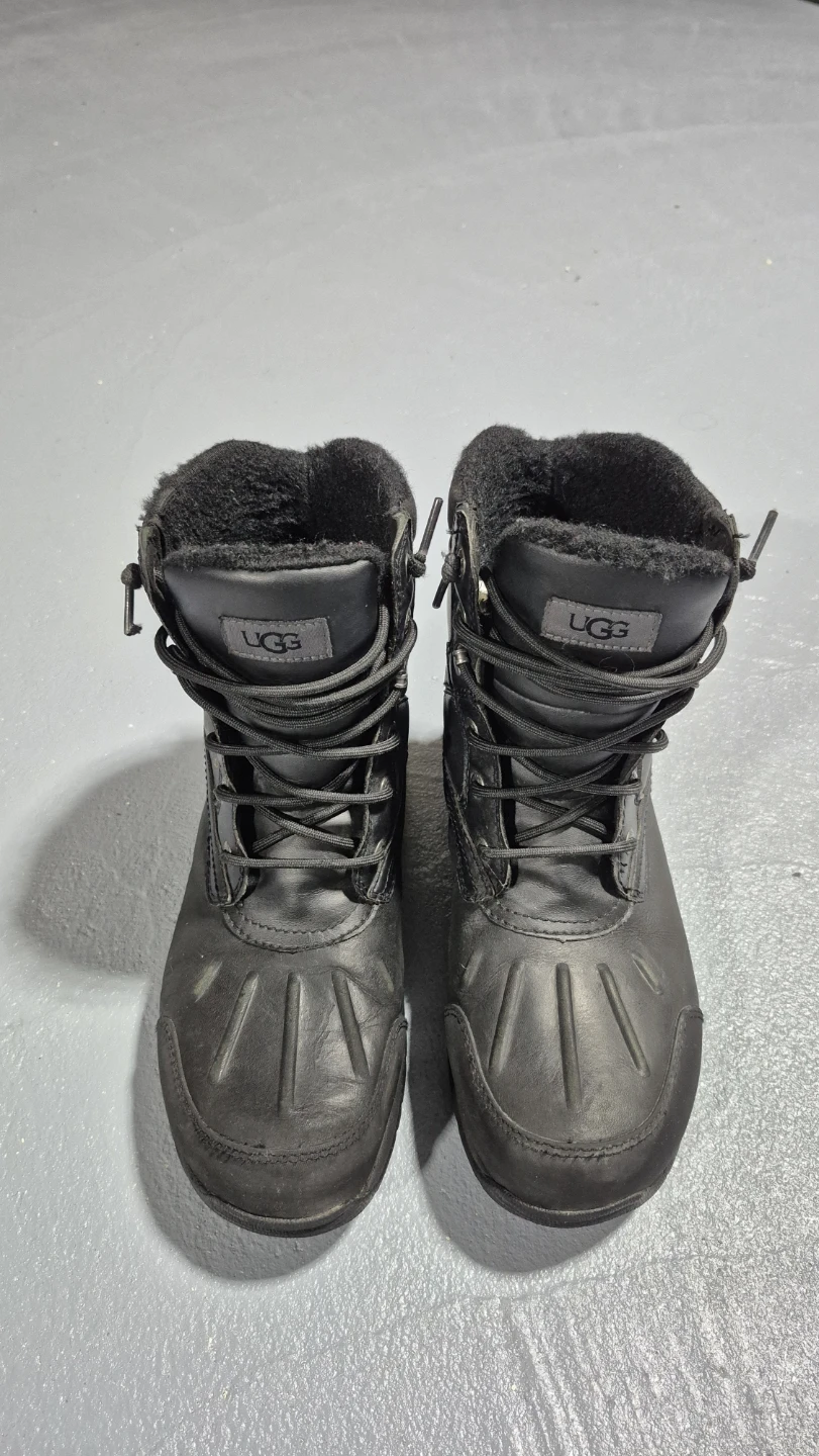 Ugg Men's Winter Boots USA 9 EU 42