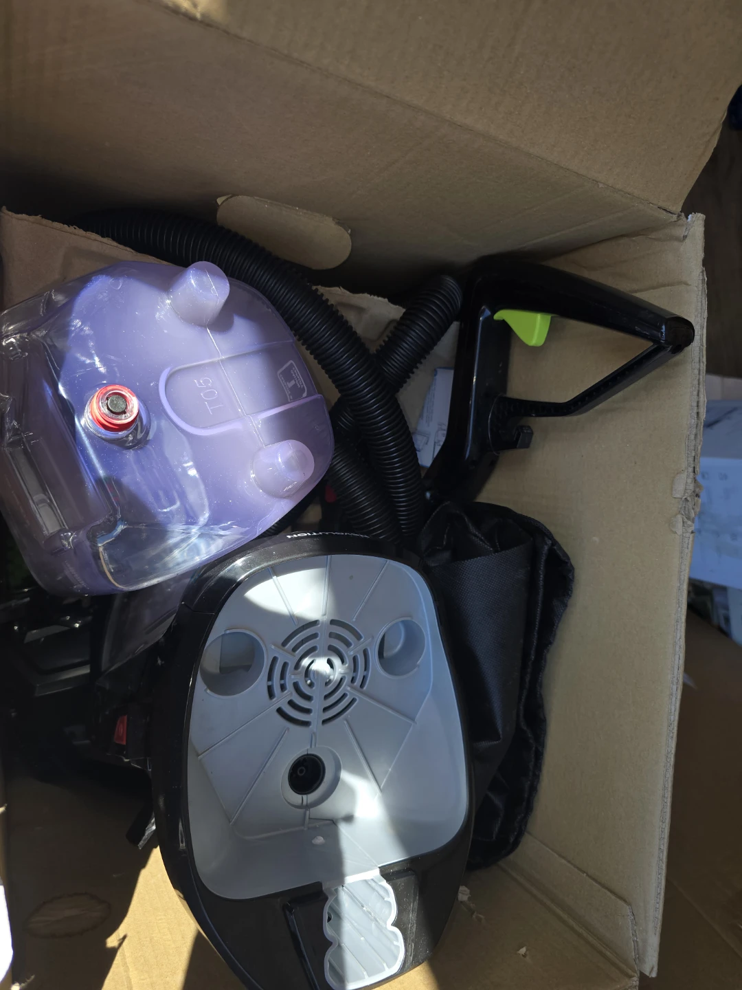 Bissell ProHeat 2X Revolution Pet Pro Carpet Cleaner - photo 3