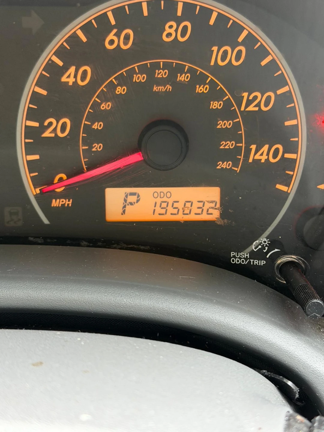 2014 Toyota RAV4 XLE - photo 3