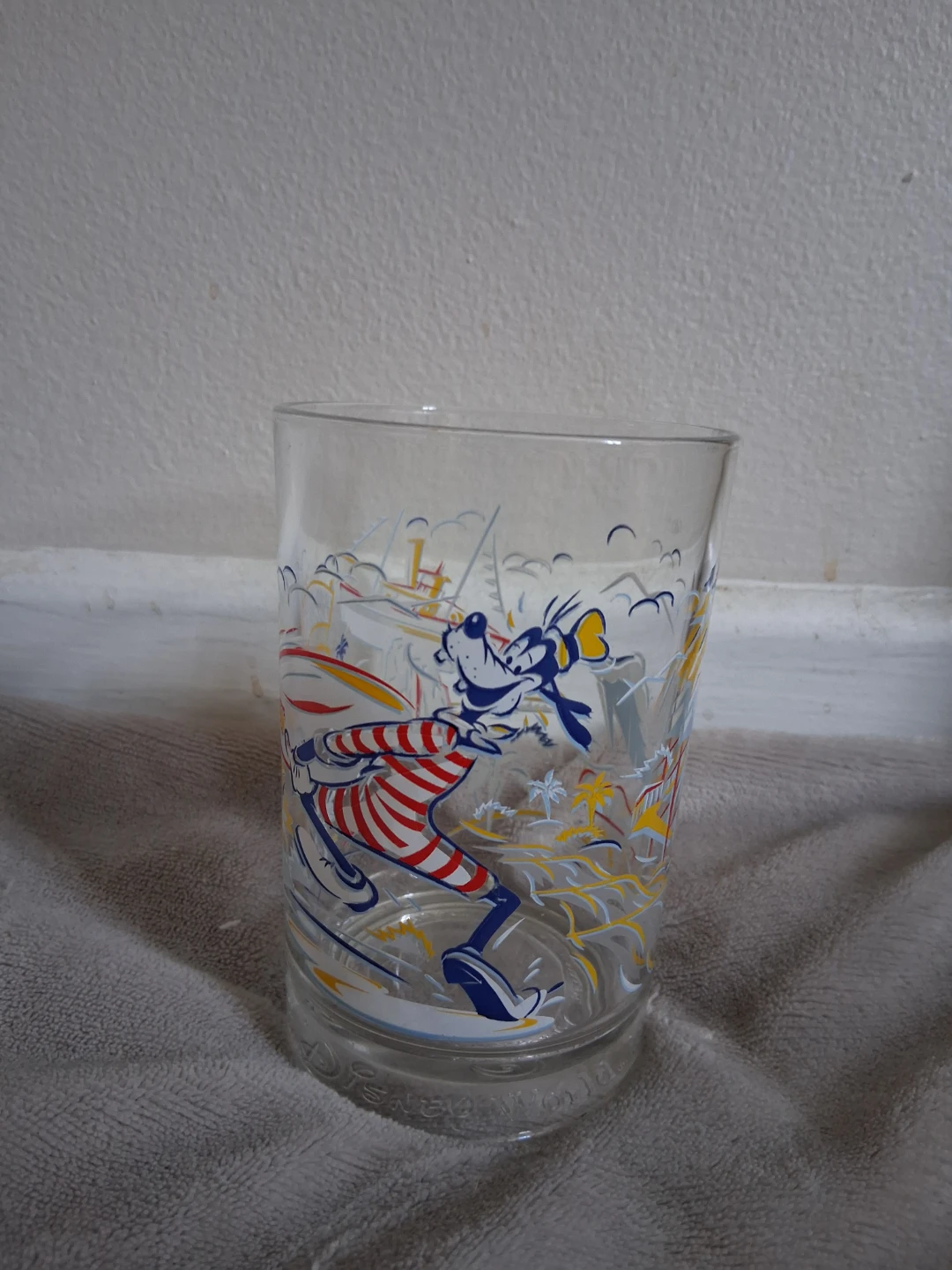 Disney Collectible Glass - photo 2