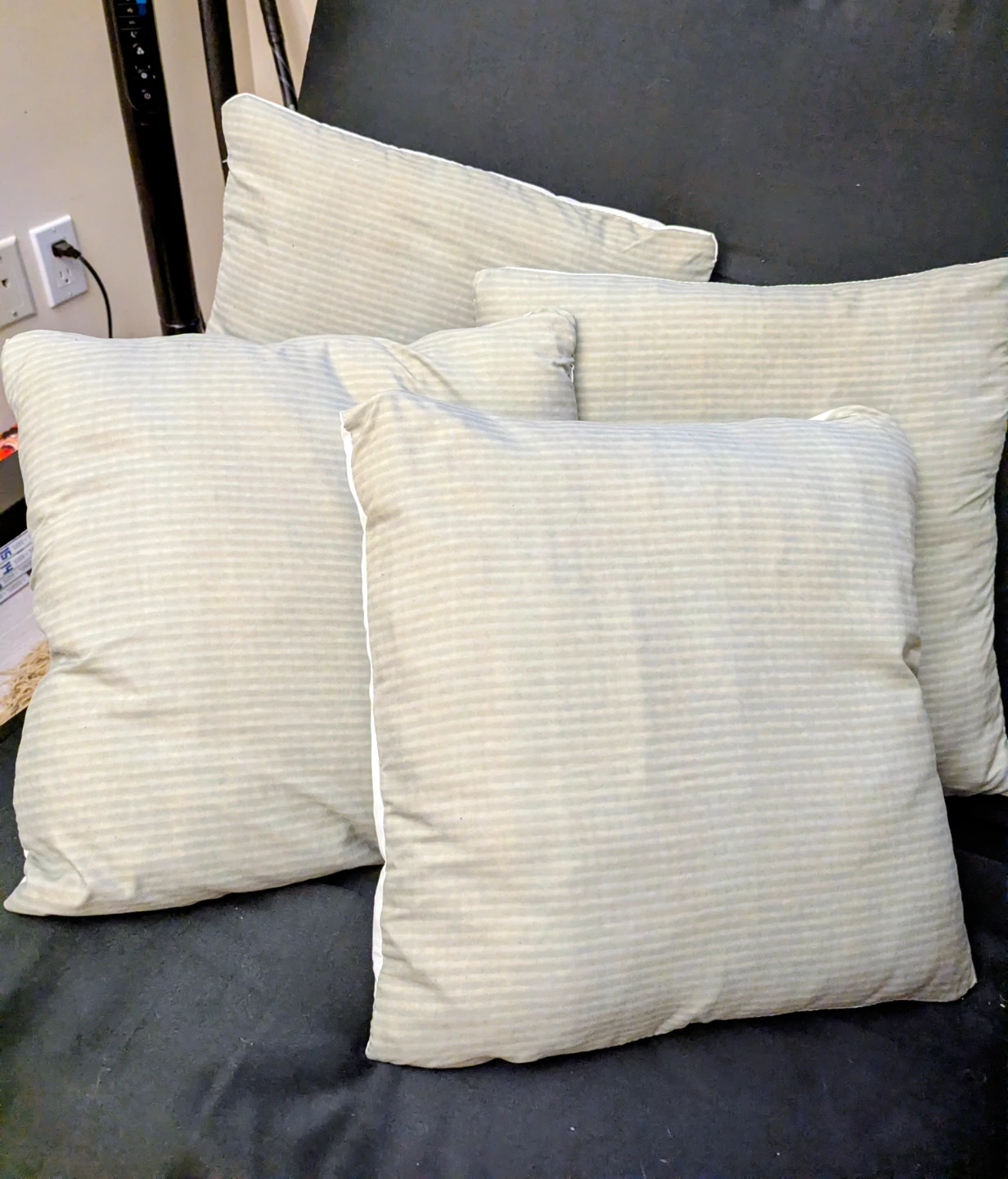 Throw Pillows - photo 3