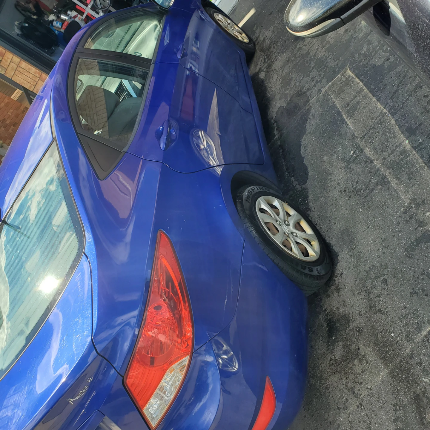 Blue Hyundai Accent Sedan - photo 4