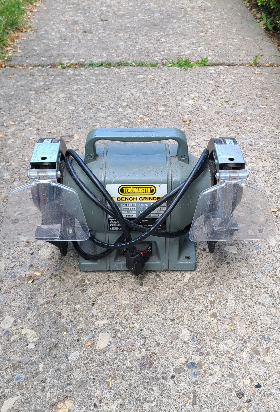 Bench Grinder 5" Trade Master - Great Condition
