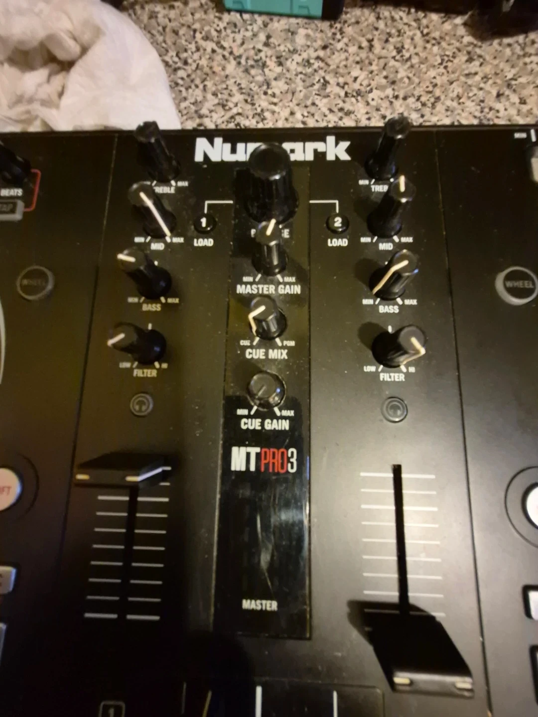 Numark MTPRO3 DJ Controller - photo 2