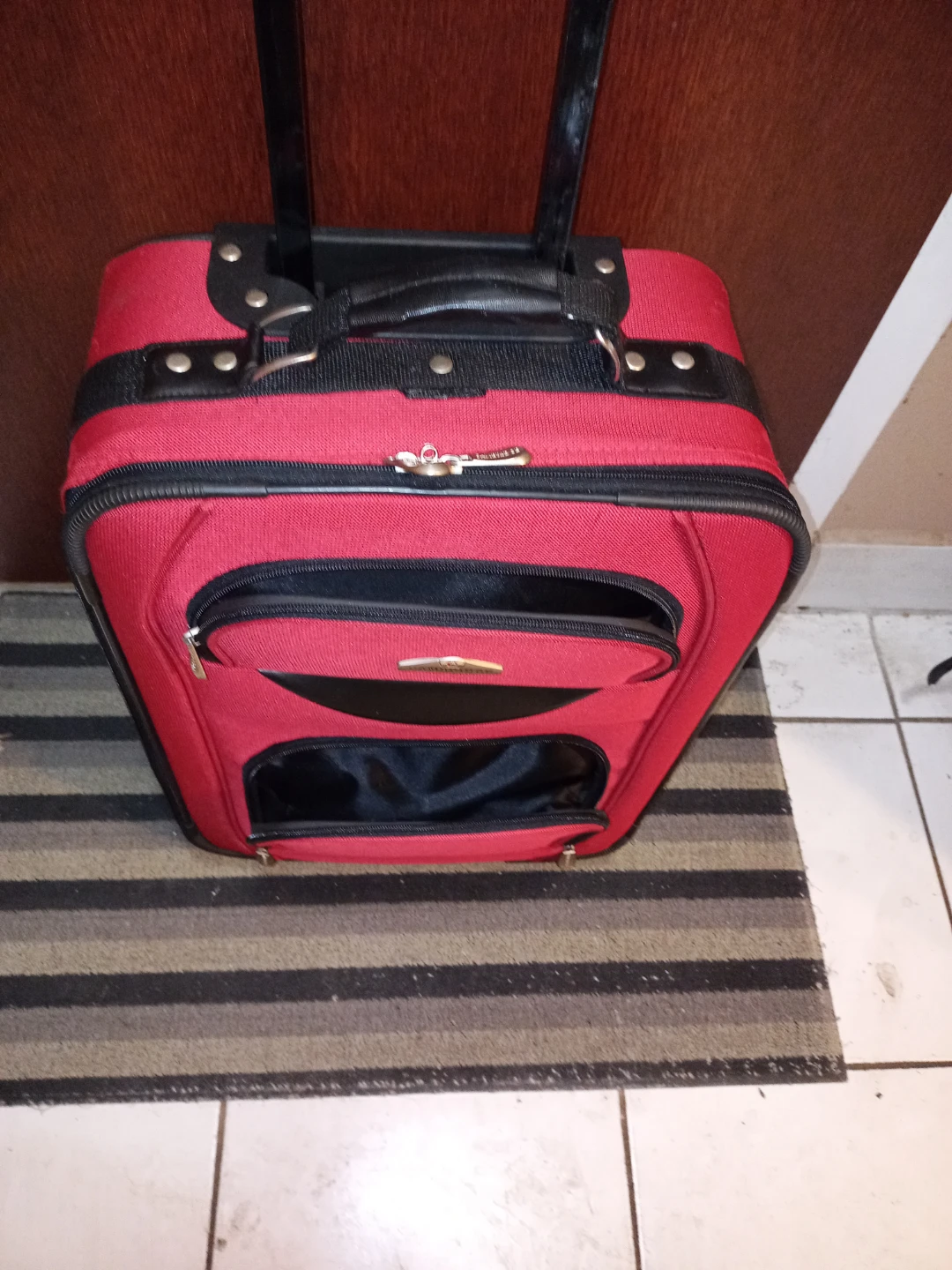 Small Luggage - photo 3