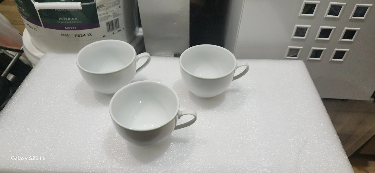 Set of 3 porcelain White Tea Cups with Green Rim - photo 2